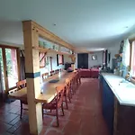 De La Grande Maison 샤스트레