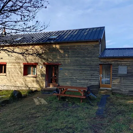 De La Grande Maison Chastreix