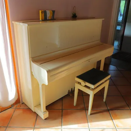 Holiday home De La Grande Maison Chastreix