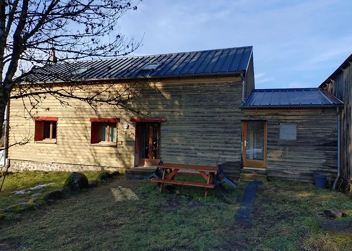 De La Grande Maison Chastreix